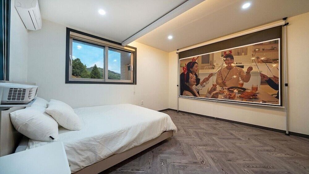 BS Jecheon Pension Room (gudambong) 3