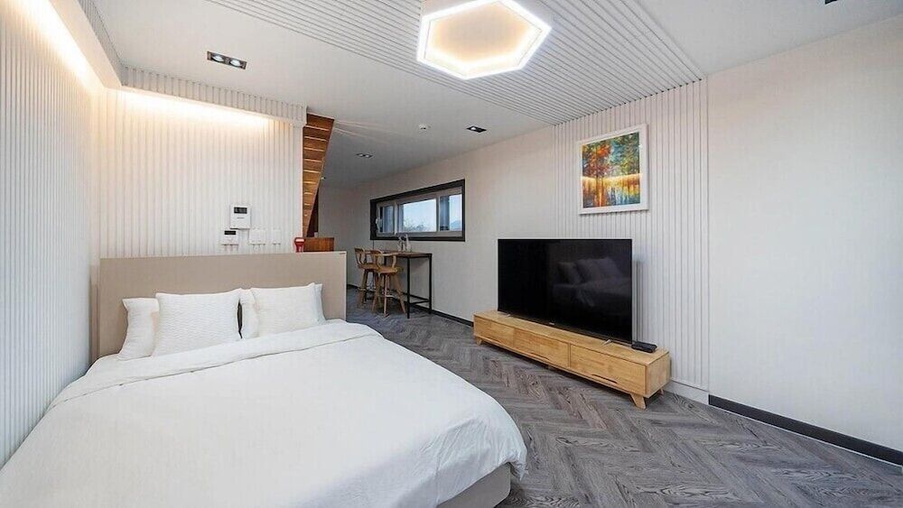 BS Jecheon Pension Room (chulleongdali) 2