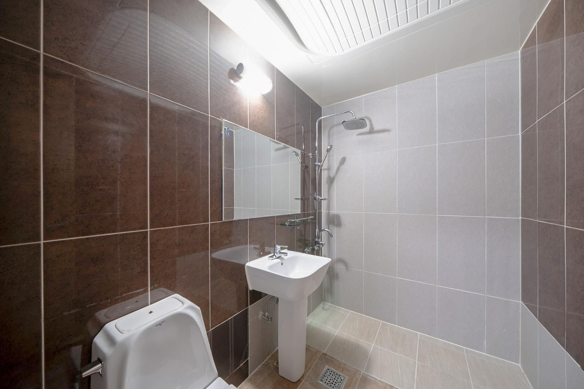 Gwangyang CCK Standard Room 3