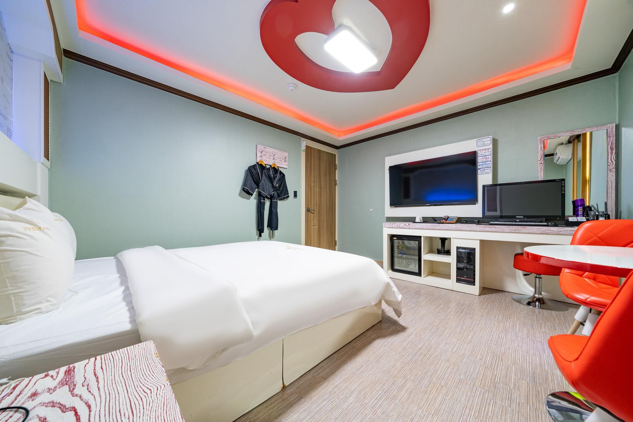 Gwangyang CCK Standard Room