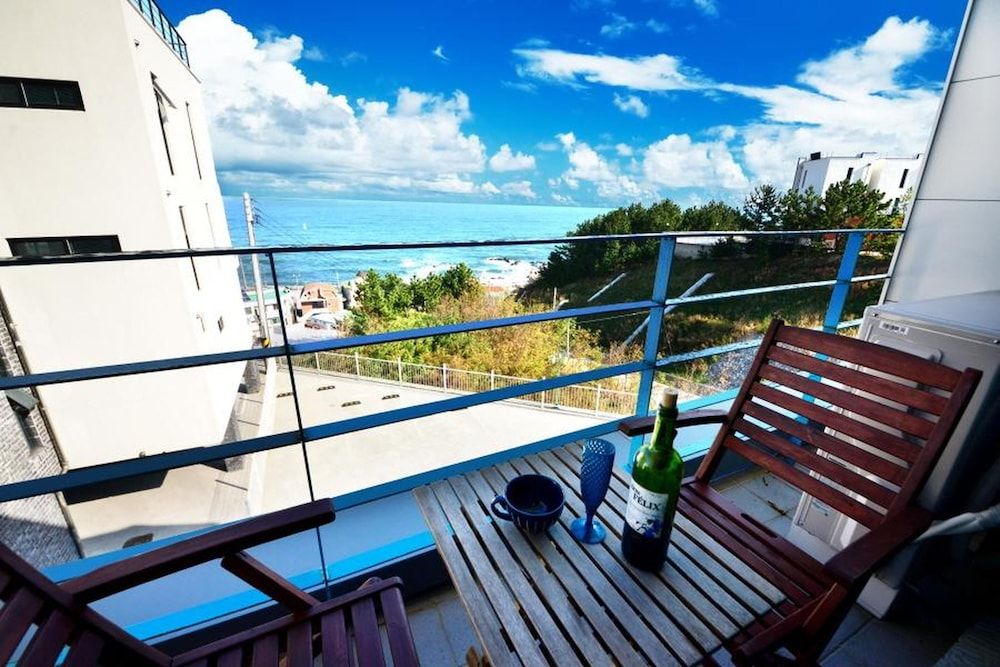 Donghae Red Roof Pension Basic Room, 1 Bedroom (203) 5