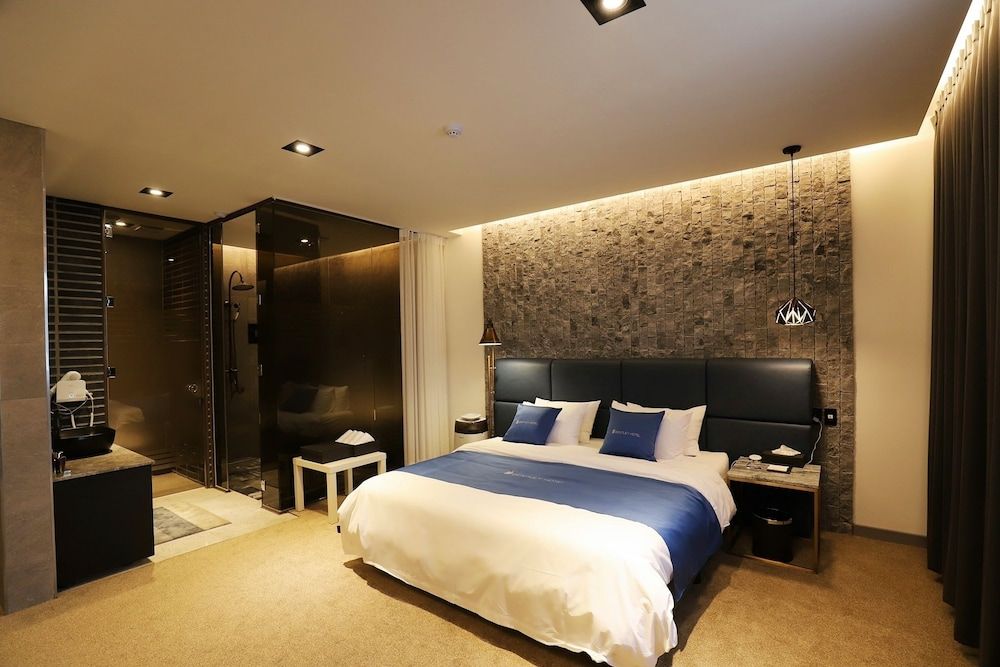 Hotel Bentley Royal Deluxe Room