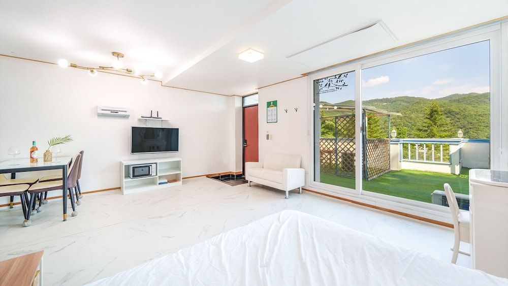 Chuncheon Dogandstay Basic Room, 1 Bedroom (puppy2) 2