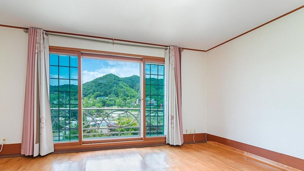 Gangchon Chocolate World Pension Basic Room, 1 Bedroom (302ho)