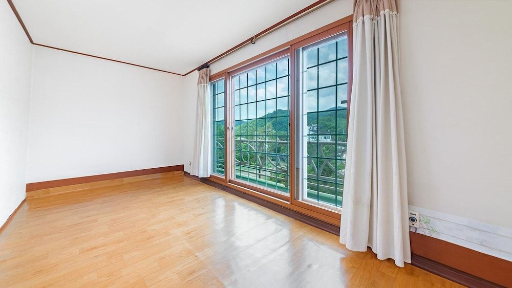 Gangchon Chocolate World Pension Basic Room, 1 Bedroom (301ho) 2