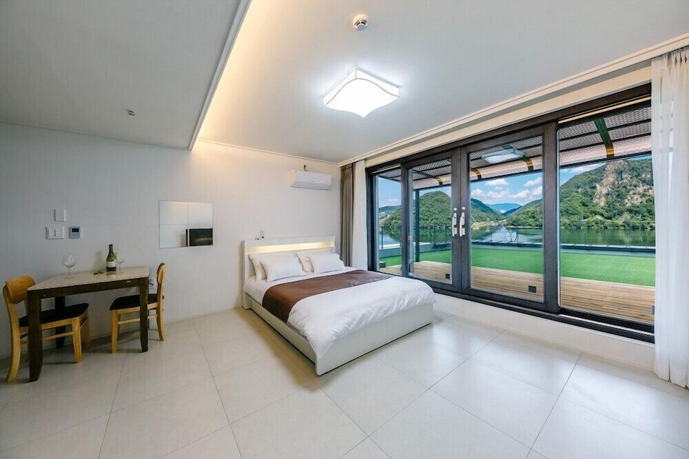 Rabbit Star Pension Room (201) 2