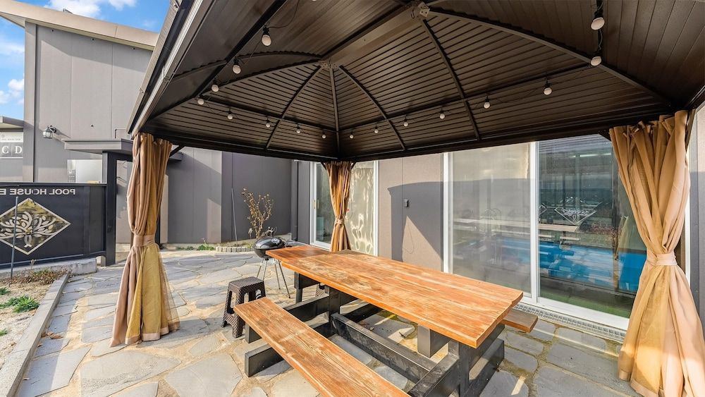 Chuncheon Poolhouse Epop Basic Room, 2 Bedrooms (D) 4