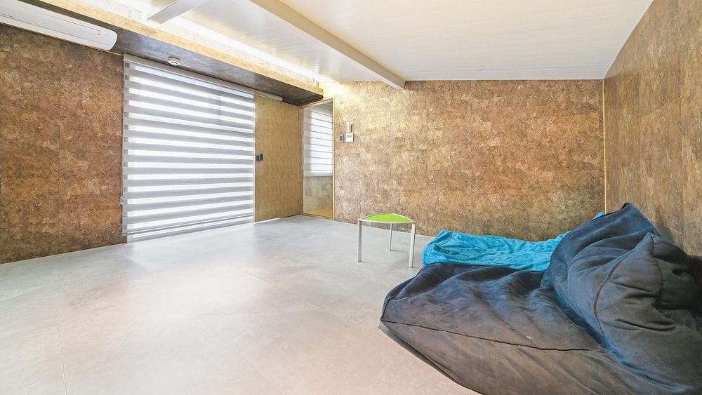 Chuncheon Poolhouse Epop Basic Room, 2 Bedrooms (D) 9