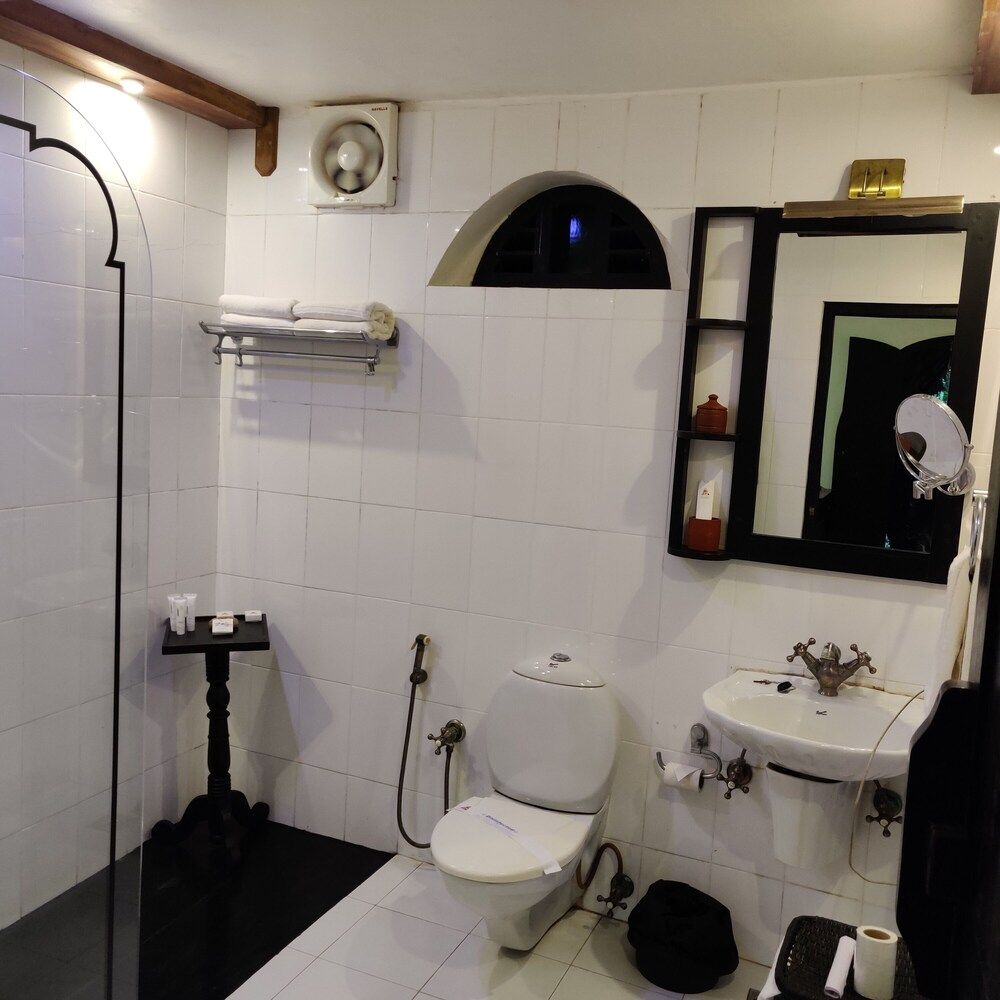 Amritara Shalimar Spice Garden Resort & Spa Elegant Room 7