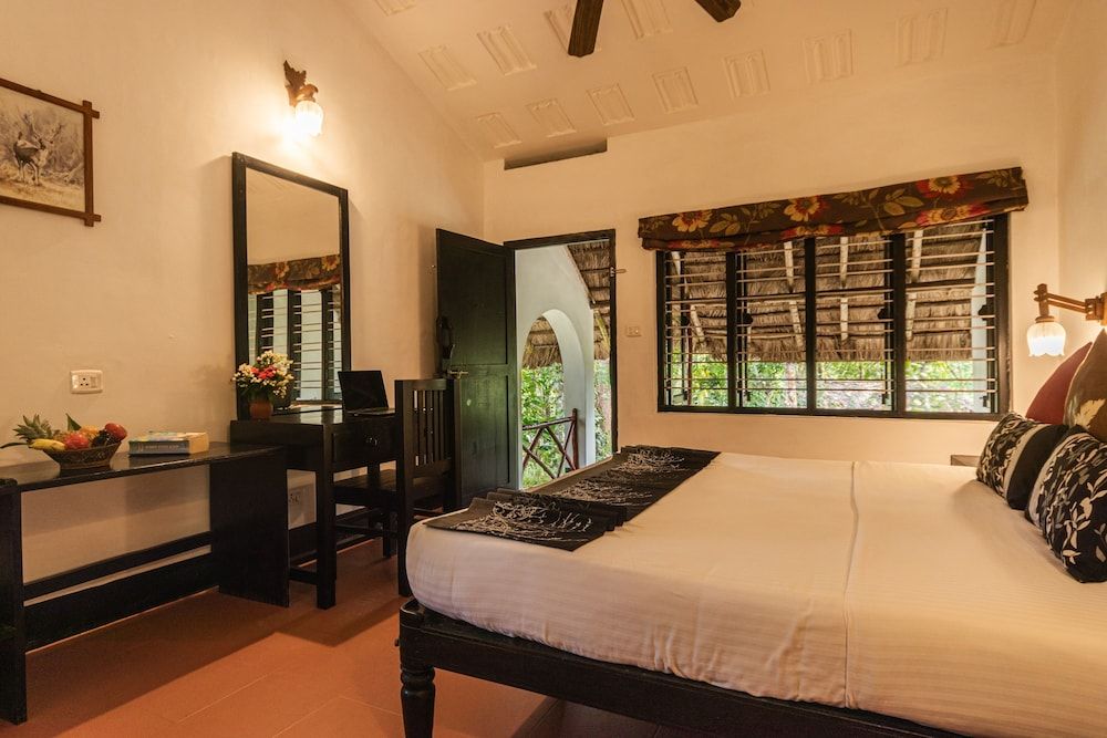 Amritara Shalimar Spice Garden Resort & Spa Elegant Room 2