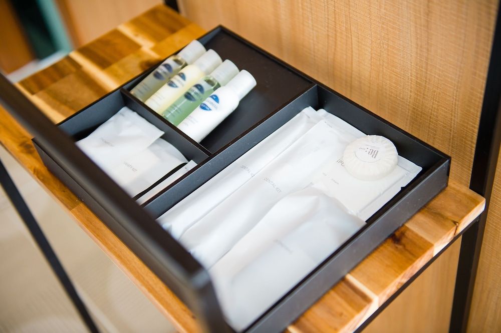 Bathroom amenities