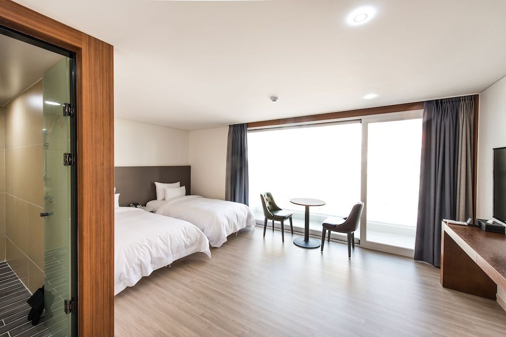 Fortuna Hotel Standard Twin Room