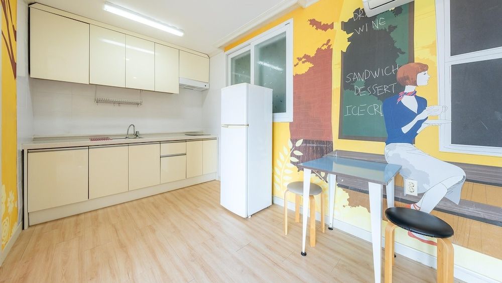 Tongyoung Blue House Spa Pension Basic Room, 2 Bedrooms (B-Bada) 7