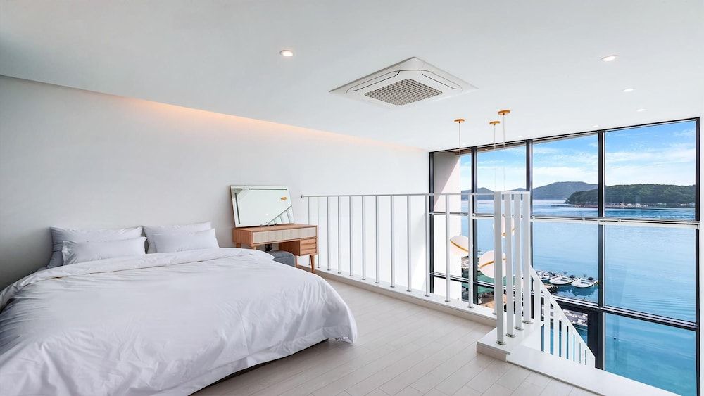 Tongyeong Fh365 Pension Basic Room, 1 Bedroom (302 (Spa,Ocean view)) 2