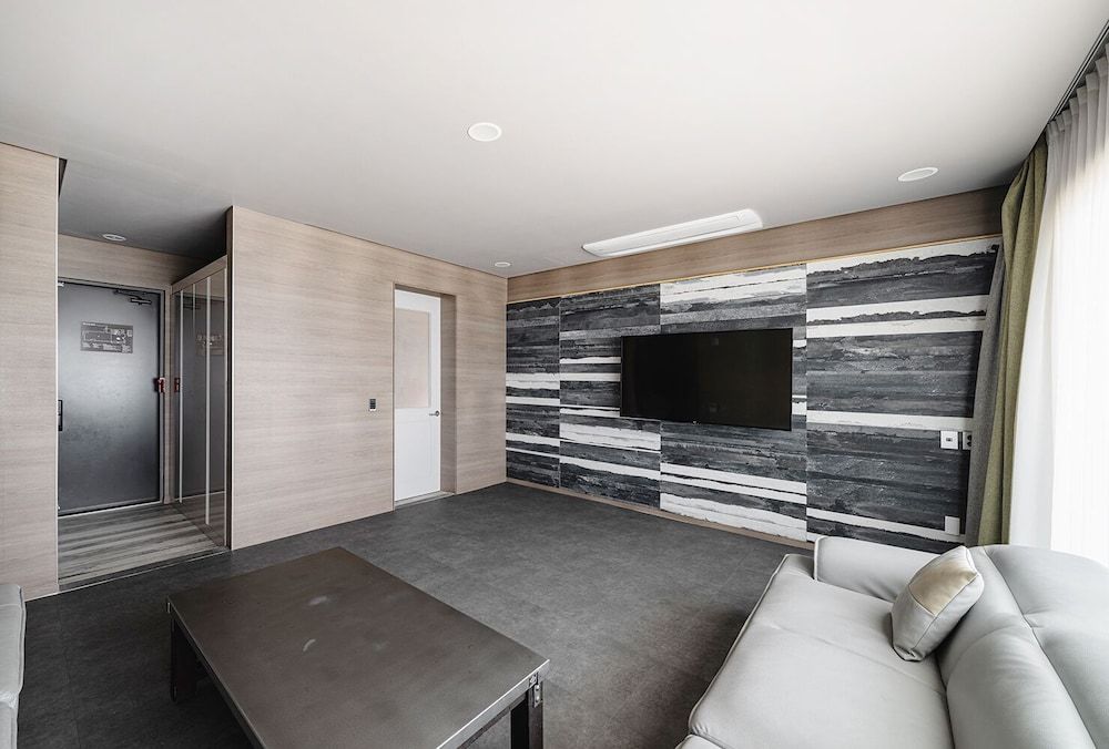 Day Nice Hotel Rooftop Lounge, Ocean View 17