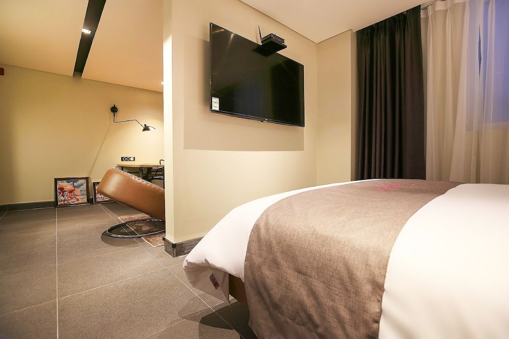 undefined Hotel Flamingo 9