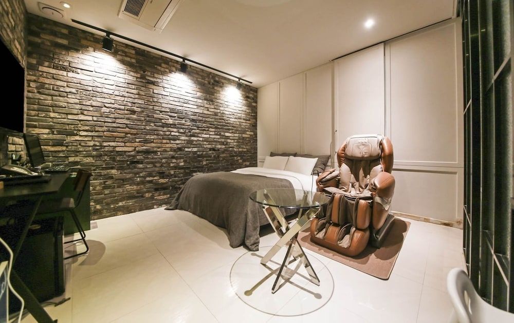 undefined Lexy Hotel 7