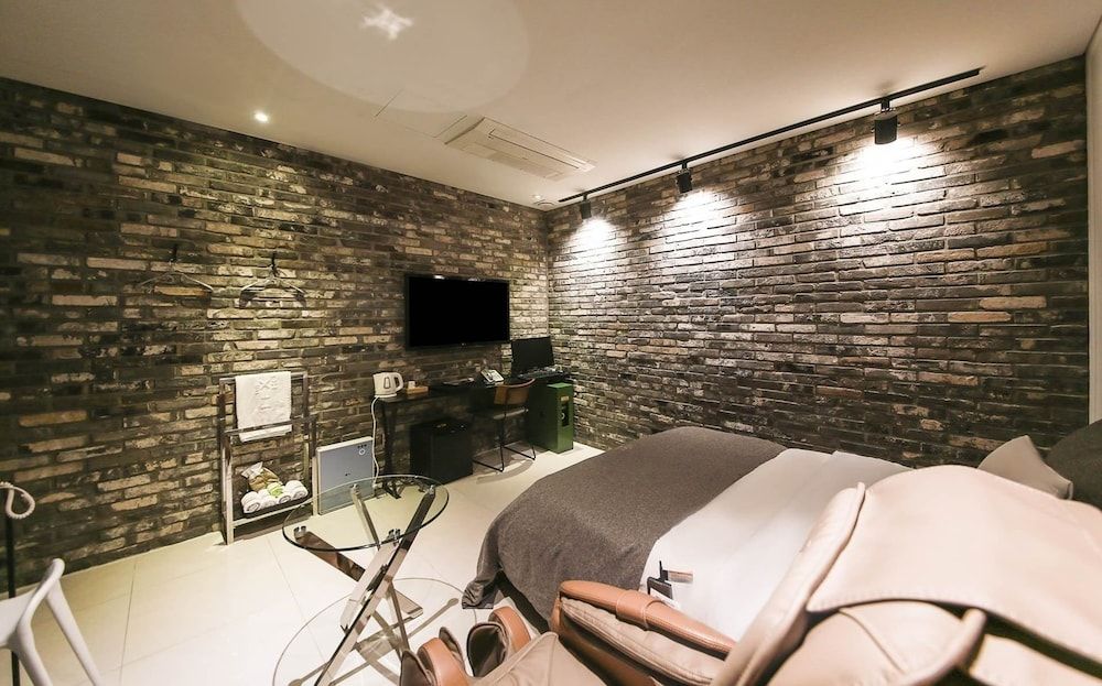undefined Lexy Hotel 8