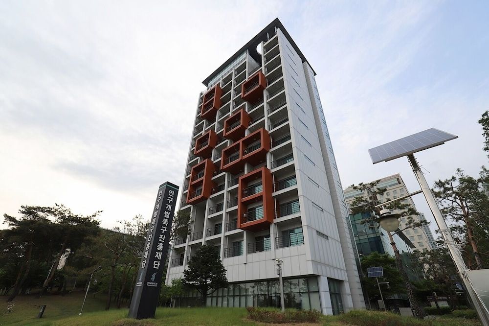 undefined Daejeon I-Hotel 4