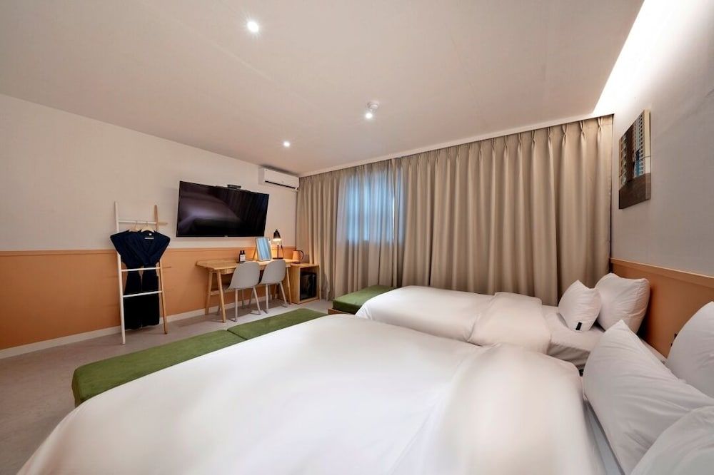Knockin Hotel Daejeon by Aank Family Twin Room