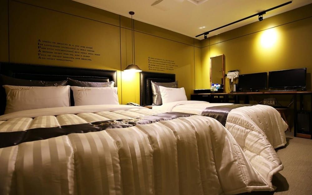 undefined Daejeon Yuseong Nine Hotel 4