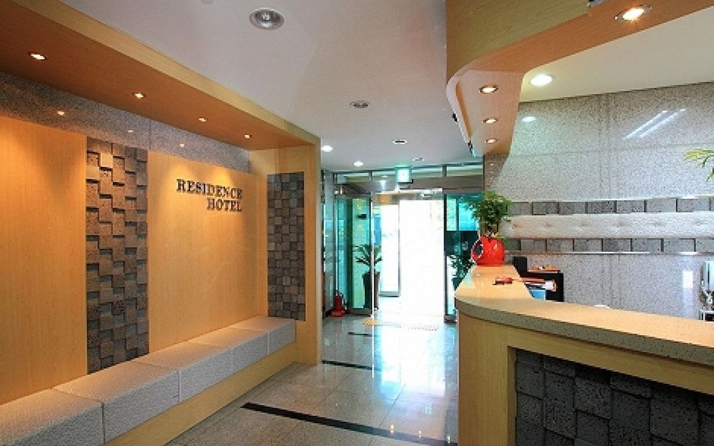 undefined Ian Residence 3