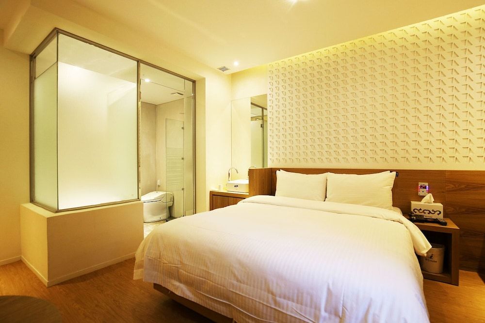 undefined Daejeon Yuseong A Day in Downtown 10