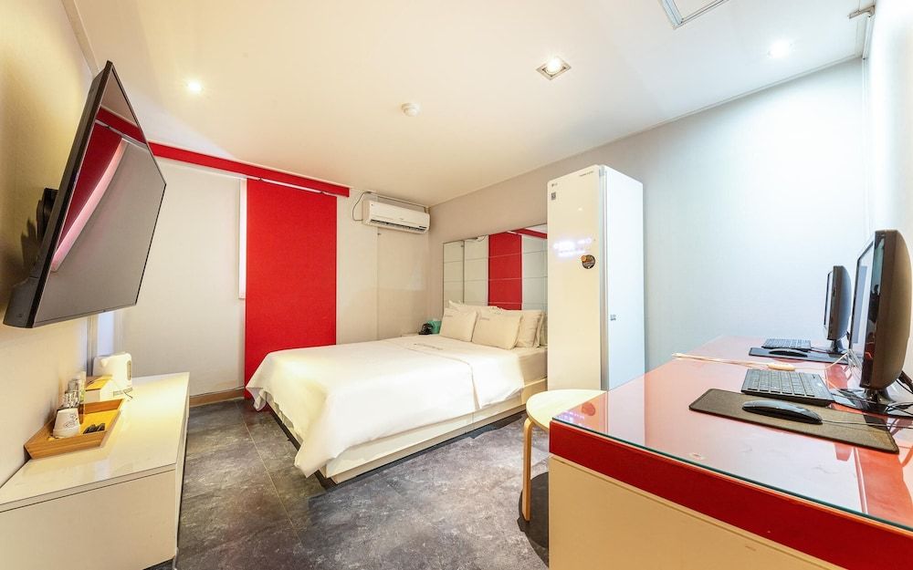 Daejeon Eunhaeng Jawoori Room (Junior Suite (one bed styler Netflix )