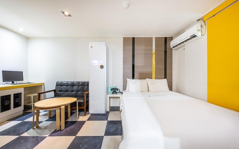 Daejeon Eunhaeng Jawoori Room (Junior Suite (one bed styler Netflix ) 6