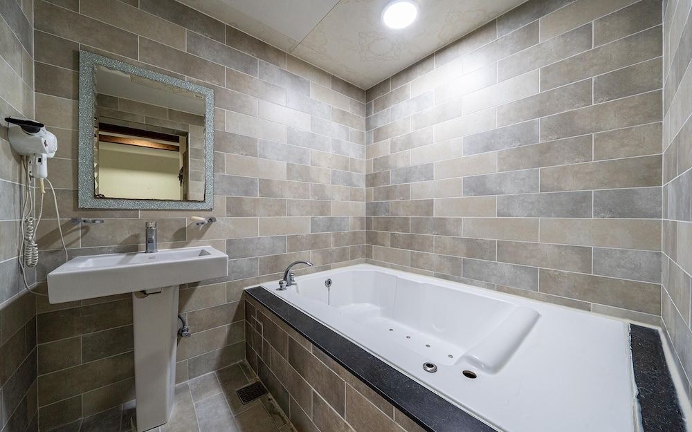 undefined Daejeon Meteor Edition 10