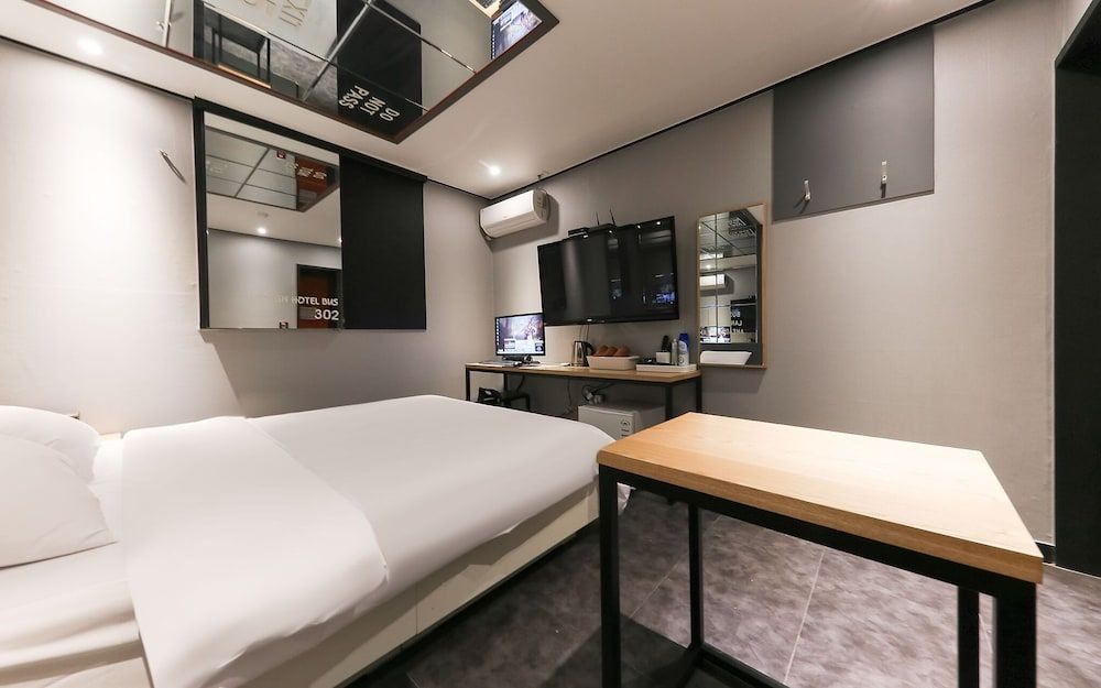 undefined Daejeon Daesa Hotel Bus 10