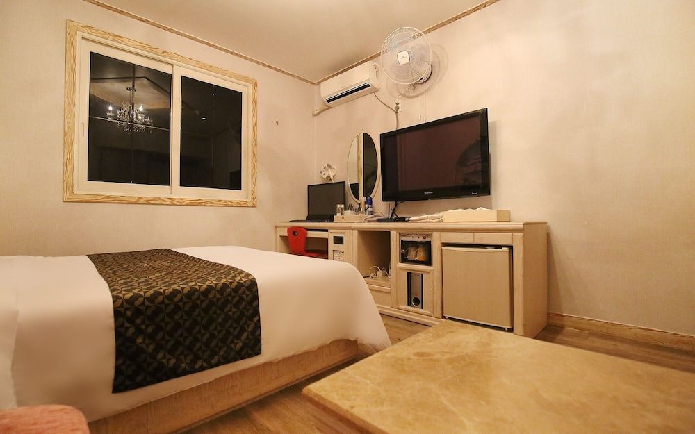 undefined Daejeon Yongjeon J 7