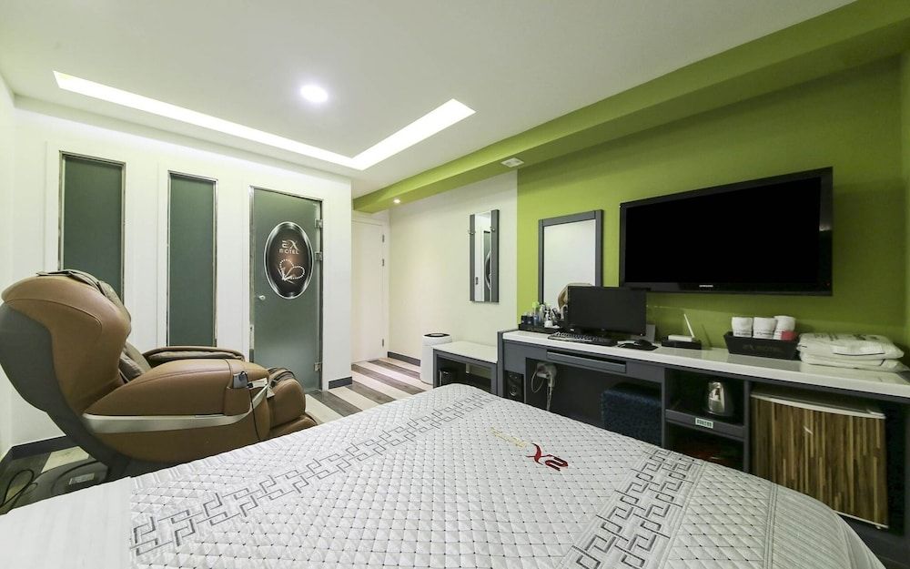 undefined Daejeon Yuseong 2X 7