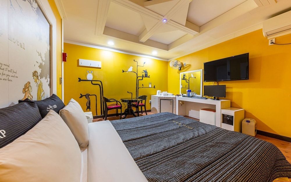 undefined Daejeon Eunhaeng Sharp 9