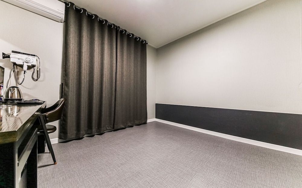 undefined Daejeon Yongmun MAC 6