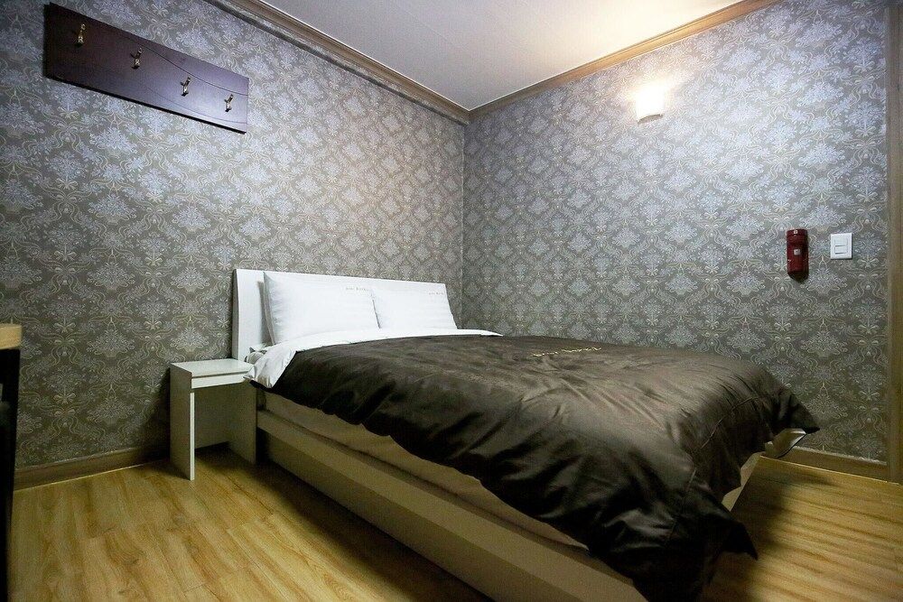 undefined Daejeon Yongjeon Mami 5