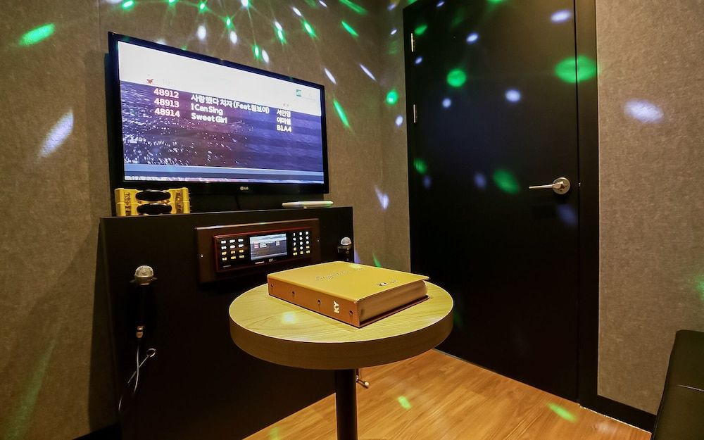 Daejeon Daeheung Hotel Box Room (Special Karaoke Room (Until 24:00 2PC) 10