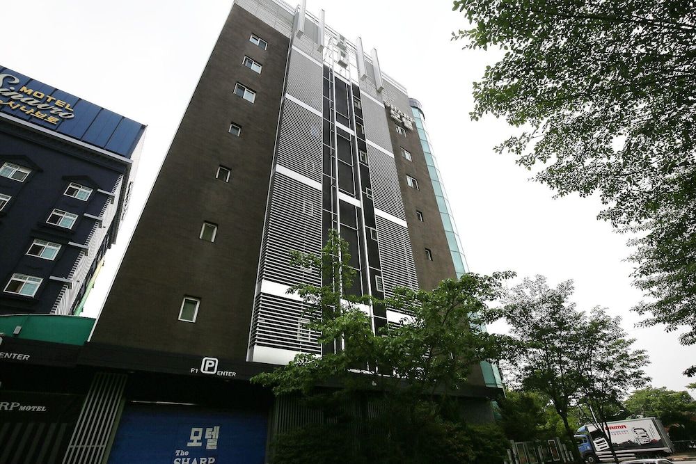 undefined Daejeon Yuseong The Sharp 2