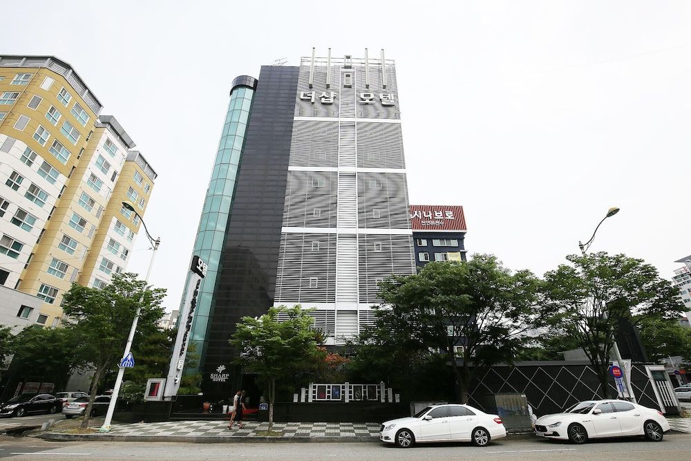 undefined Daejeon Yuseong The Sharp 4