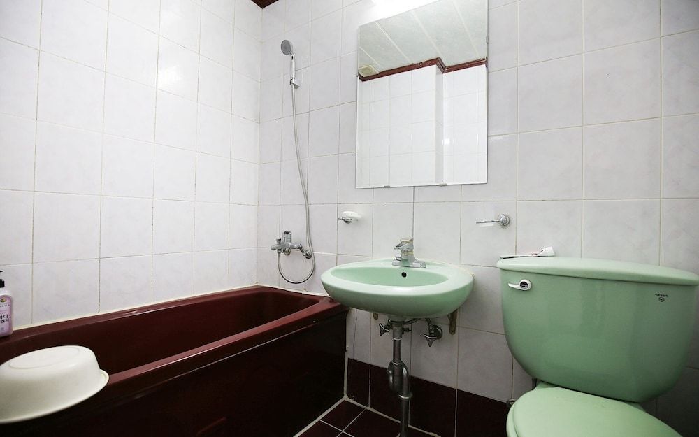 undefined Daejeon Yuseong Chowon Motel 8