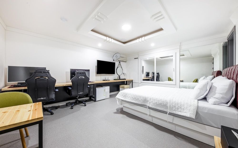 undefined Daejeon Yongmun The Bom 2