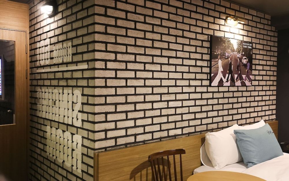 undefined Daejeon Sintanjin Page 10