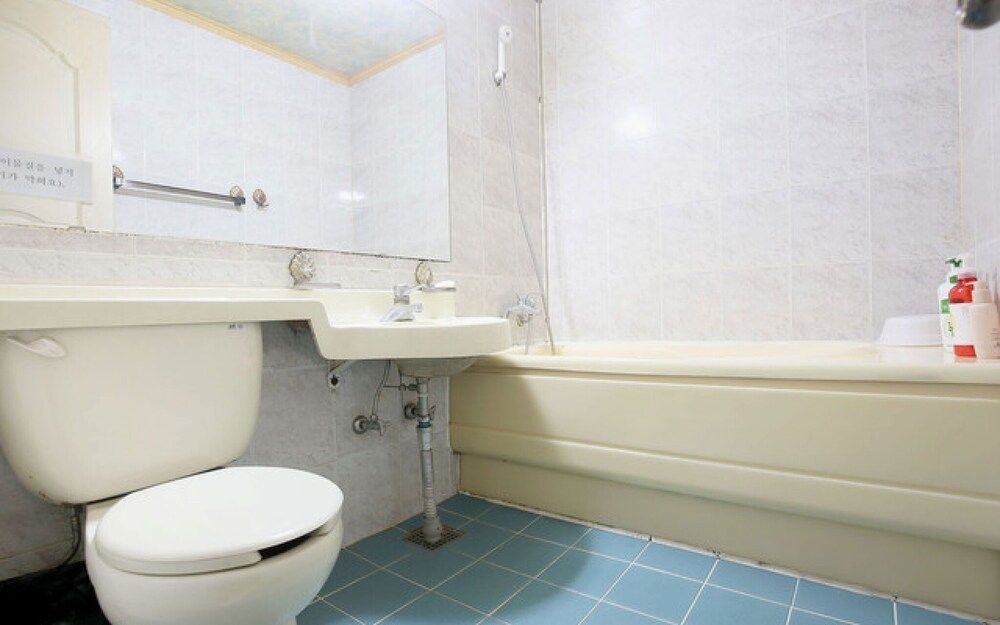 undefined Daejeon Sintanjin Blue 5