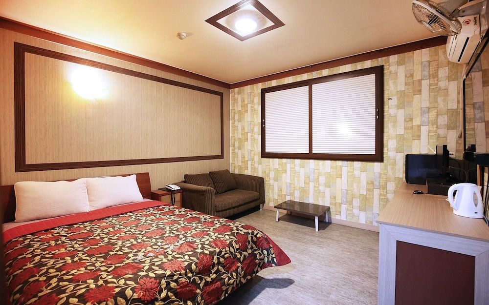 undefined Daejeon Seonhwa California 5