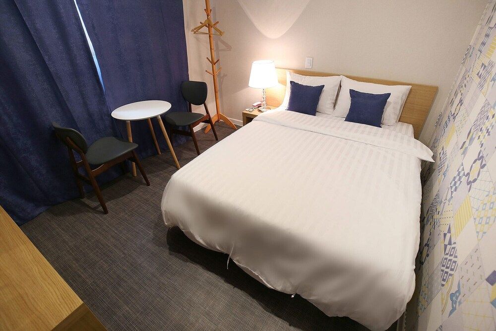 undefined Daejeon Dunsan Four Seasons 10
