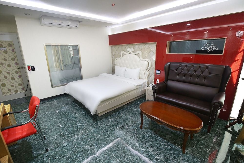 undefined Daejeon Jungangro Inca Automated Motel 9