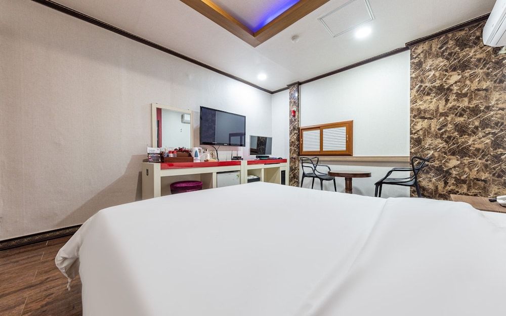 undefined Daejeon BNB 10