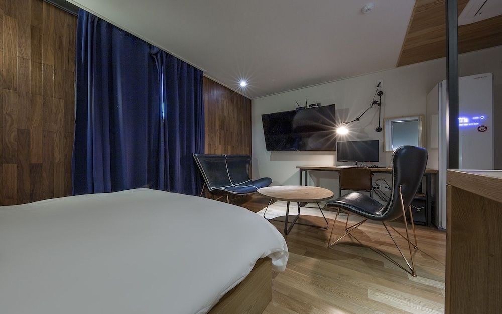 undefined Daejeon Shintanjin Hotel LOD 7