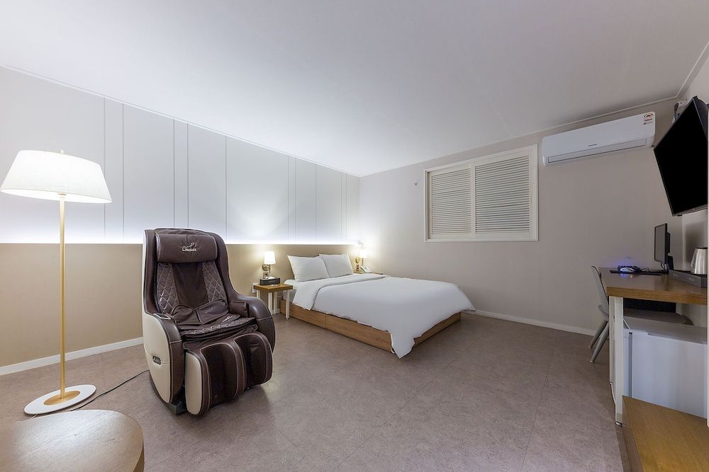 undefined Hotel N7 Daejeon Bus Terminal 7