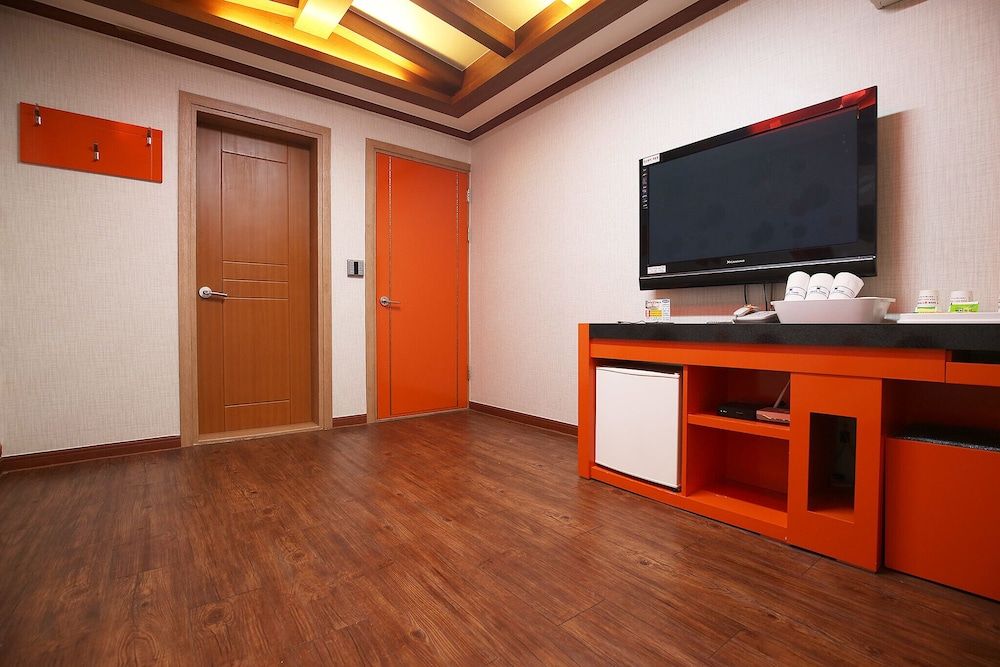 Daejeon Yongjeon Happy Tower Room (Ondol (air purifier)) 2